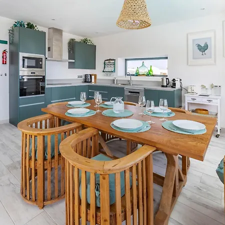 Villa New Panorama - Stunning 5 Bedroom With Pool *
