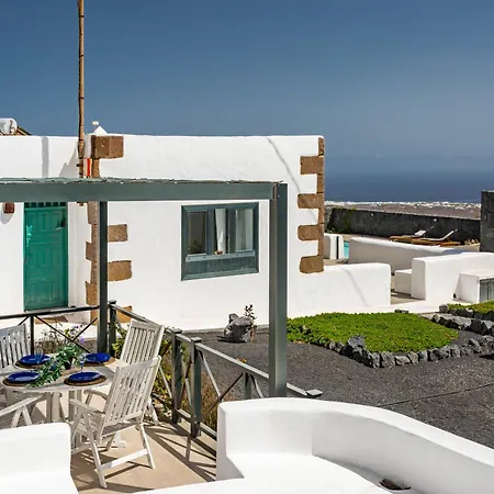 New Panorama - Stunning 5 Bedroom With Pool Βίλα La Asomada (Lanzarote)