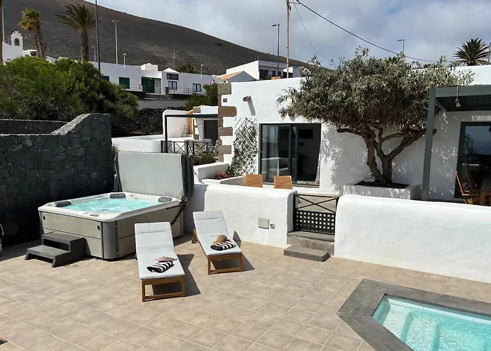 Villa New Panorama - Stunning 5 Bedroom With Pool *